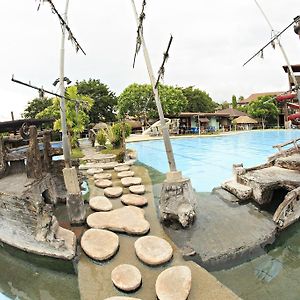 Caribbean Water Park And Resotel